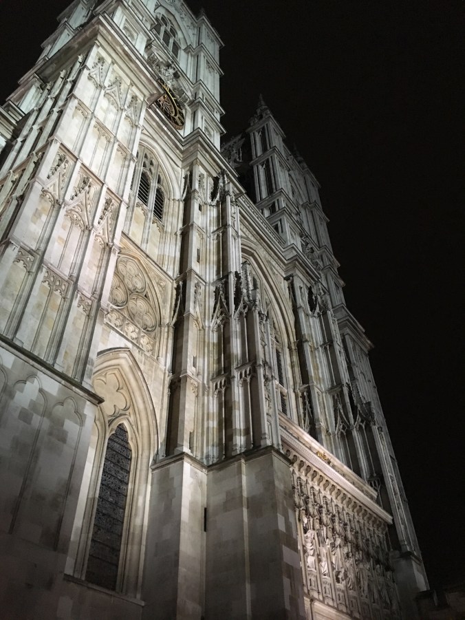 B8AE15FC-4A57-4F23-8DF2-70F71A381890